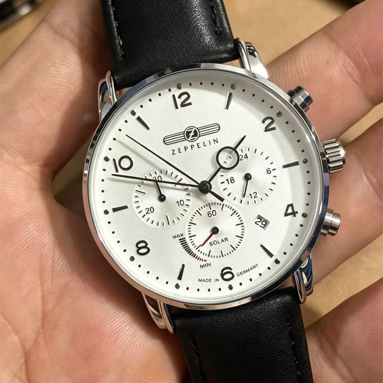 Zegarki męskie Zeppelin Airshi – Leather Watch Band Men recenzja i cena