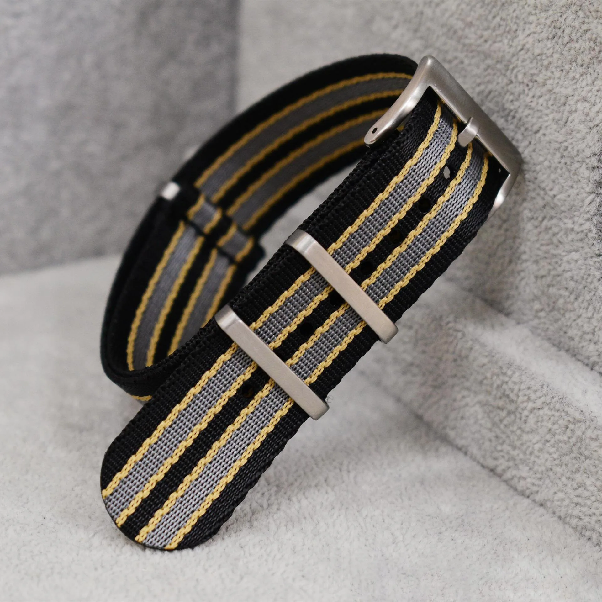Nylonowy pasek do zegarka 20 m – Nato Strap Nylon recenzja i cena